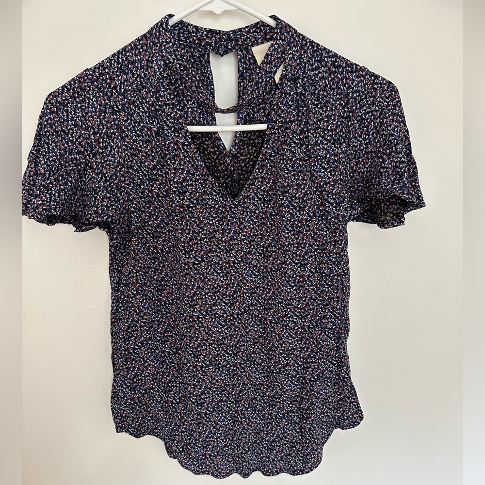 Maeve Bella Top in Blue Floral Flutter Sleeve Choker